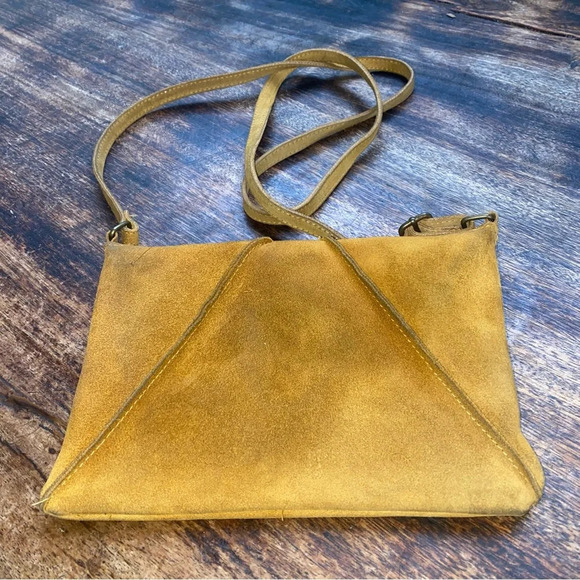 Free people genuine suede leather envelope style bag adjustable strap yellow - Picture 7 of 15